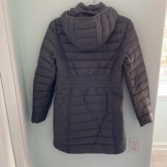 Michael Kors coat - Picture 2 of 7